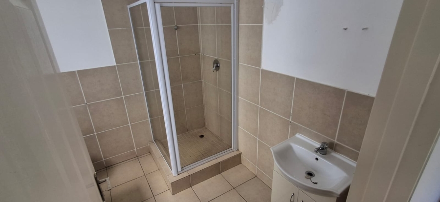 2 Bedroom Property for Sale in Hesteapark Gauteng