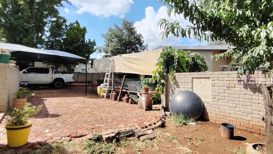 3 Bedroom Property for Sale in Rothdene Gauteng