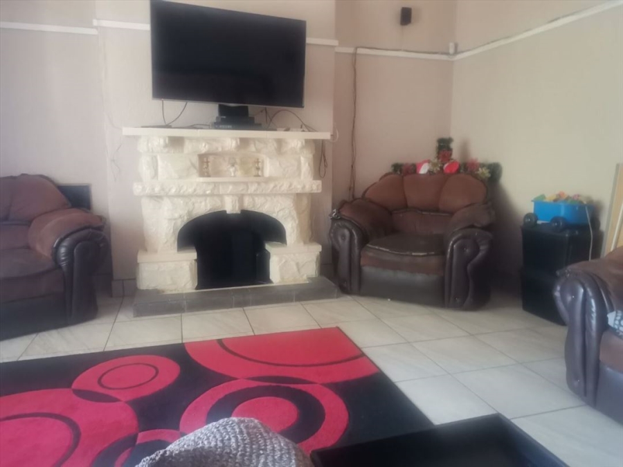 4 Bedroom Property for Sale in Geduld Ext 1 Gauteng