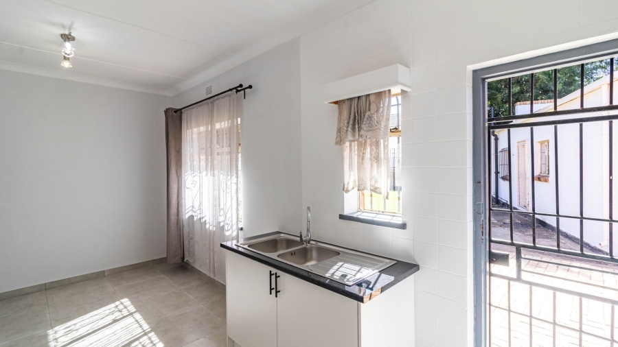 3 Bedroom Property for Sale in Robertsham Gauteng