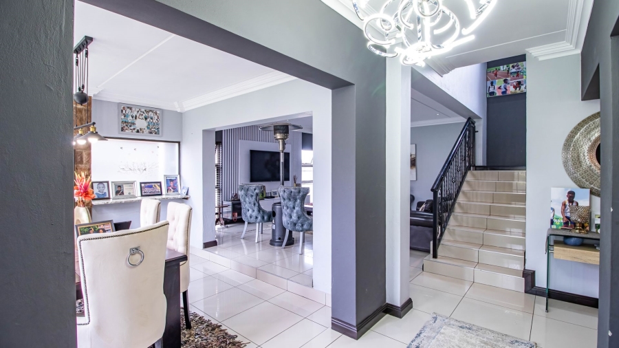 4 Bedroom Property for Sale in Glen Marais Gauteng