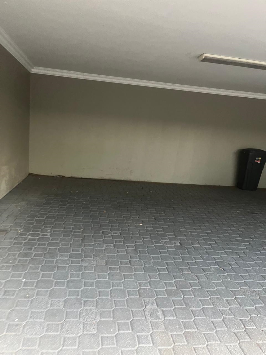 To Let 2 Bedroom Property for Rent in Observatory Gauteng