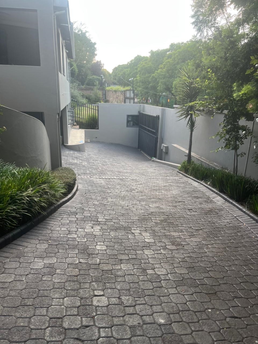 To Let 2 Bedroom Property for Rent in Observatory Gauteng