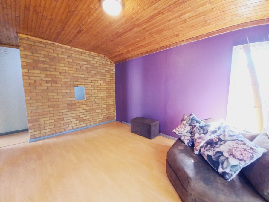 4 Bedroom Property for Sale in Wannenburghoogte Gauteng