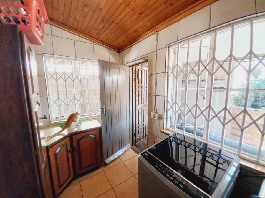 4 Bedroom Property for Sale in Wannenburghoogte Gauteng