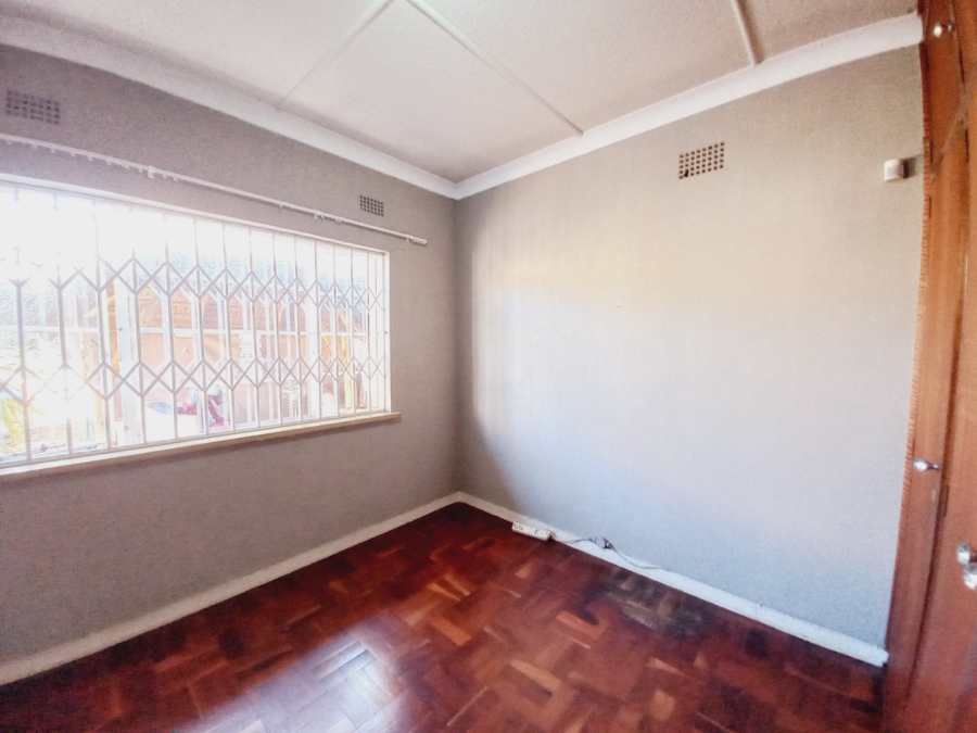 4 Bedroom Property for Sale in Wannenburghoogte Gauteng