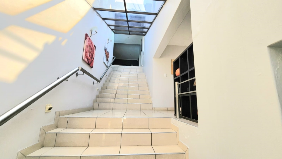 3 Bedroom Property for Sale in Glenvista Gauteng