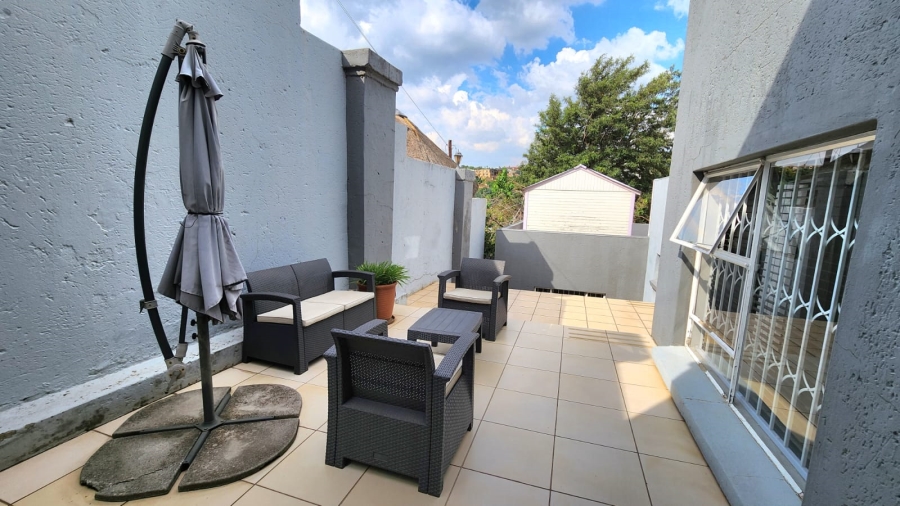 3 Bedroom Property for Sale in Glenvista Gauteng