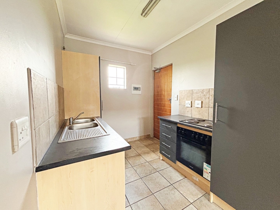 2 Bedroom Property for Sale in Amberfield Gauteng