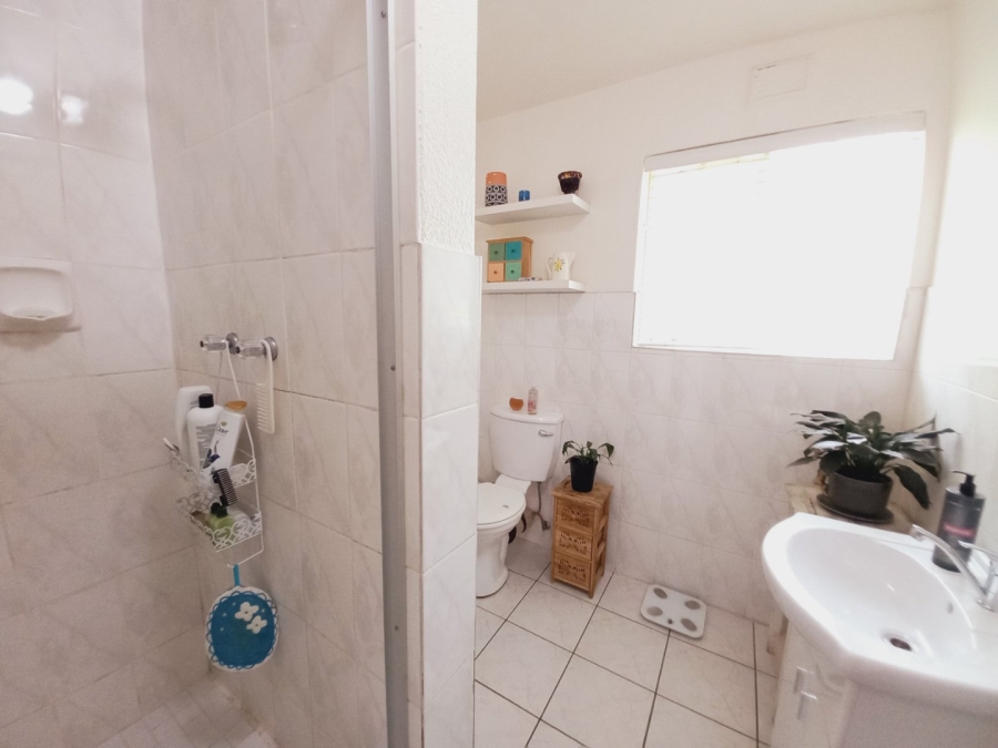 2 Bedroom Property for Sale in Eden Glen Gauteng