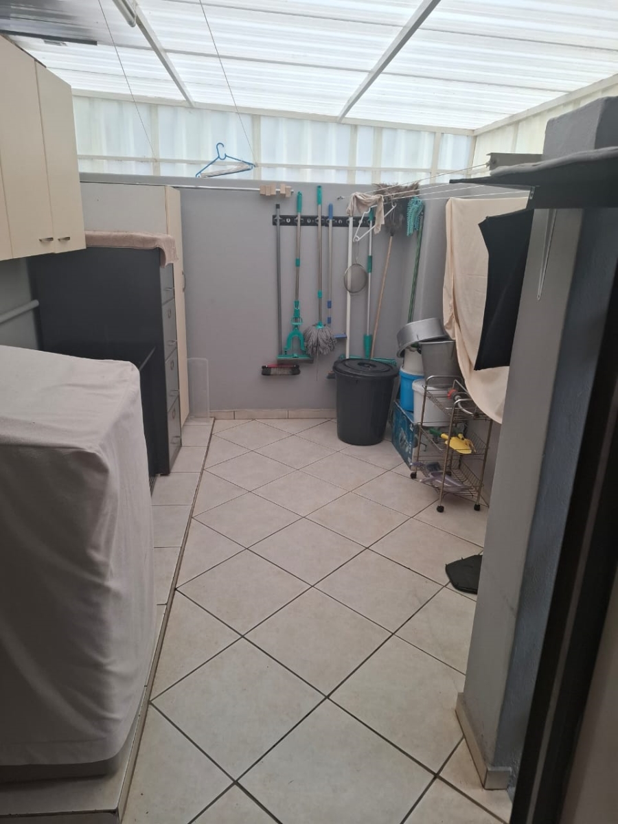 2 Bedroom Property for Sale in Terenure Gauteng