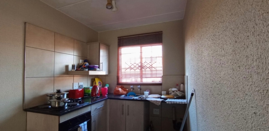 2 Bedroom Property for Sale in Danville Gauteng