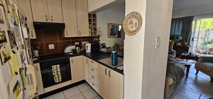 2 Bedroom Property for Sale in Sinoville Gauteng
