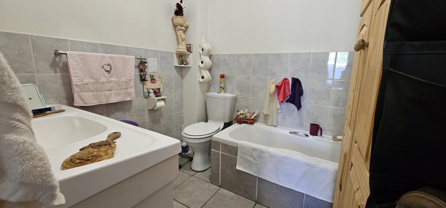 2 Bedroom Property for Sale in Sinoville Gauteng