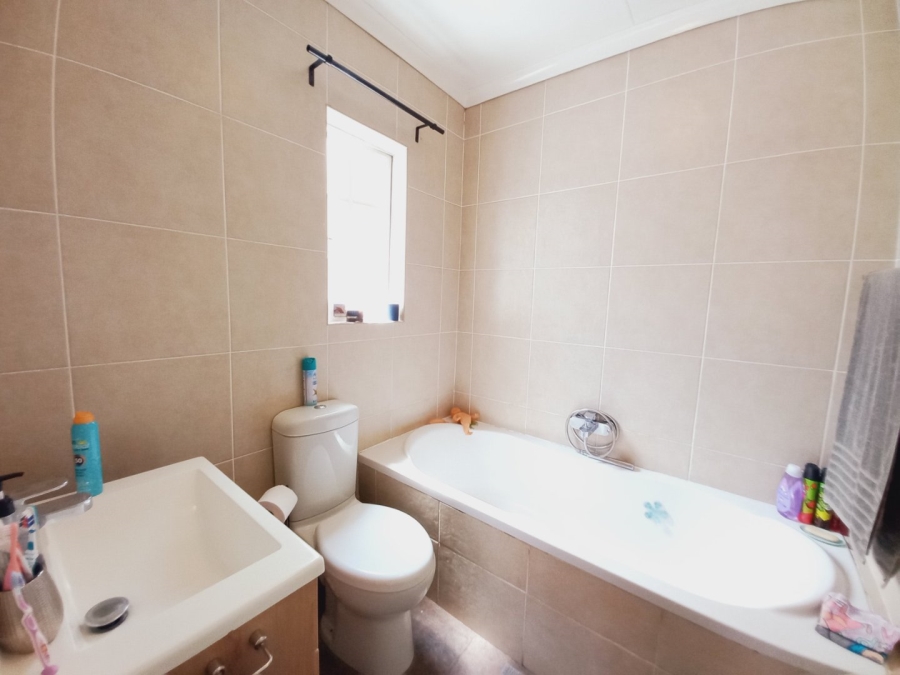 3 Bedroom Property for Sale in Eden Glen Gauteng