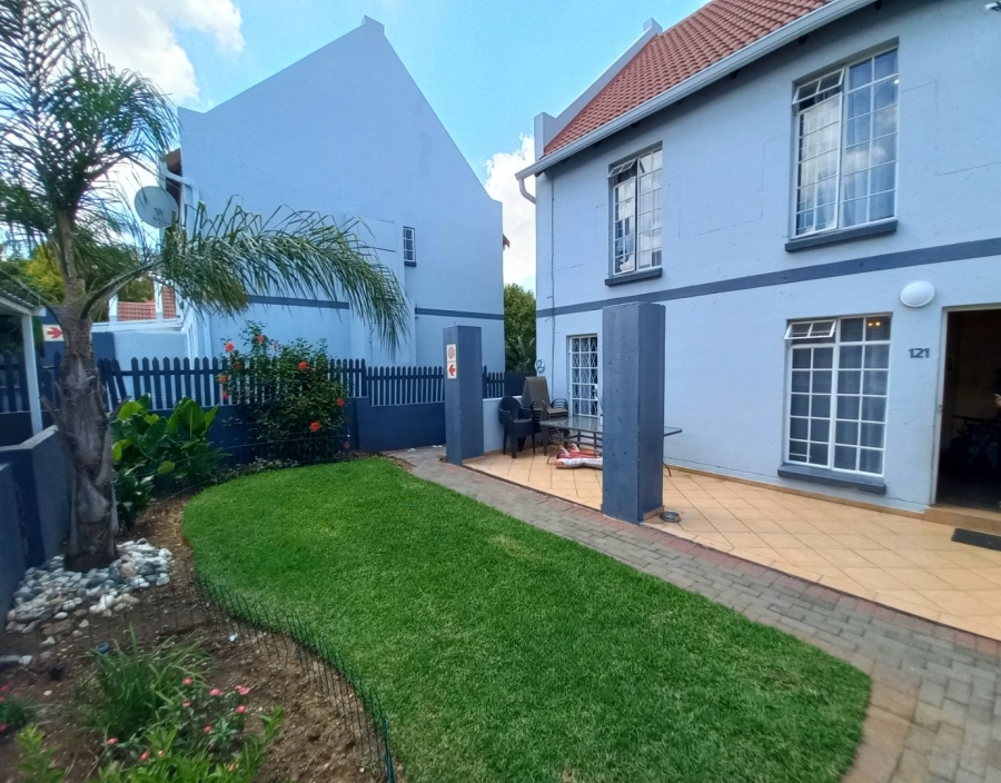 3 Bedroom Property for Sale in Eden Glen Gauteng