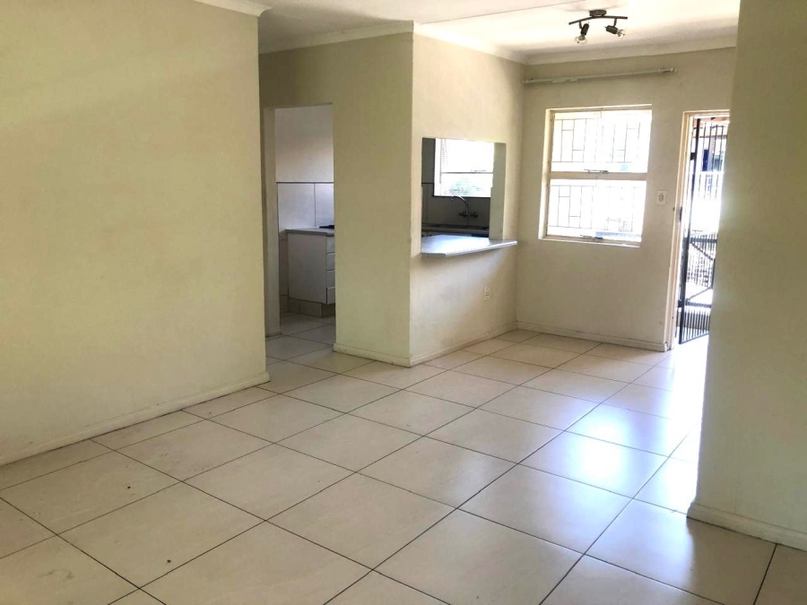 To Let 2 Bedroom Property for Rent in North Riding Gauteng