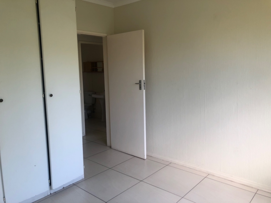To Let 2 Bedroom Property for Rent in North Riding Gauteng