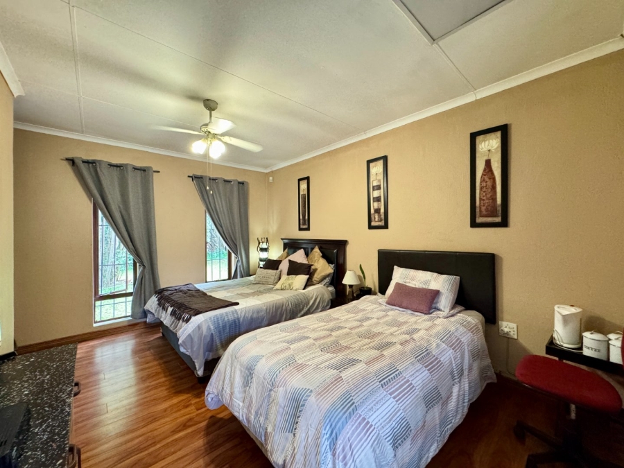 5 Bedroom Property for Sale in Lyttelton Manor Gauteng