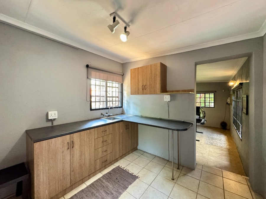 5 Bedroom Property for Sale in Lyttelton Manor Gauteng