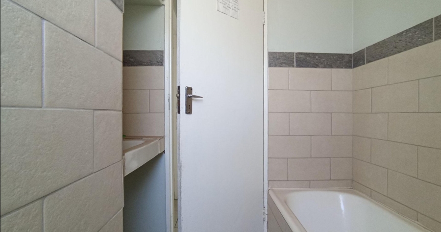 2 Bedroom Property for Sale in Muckleneuk Gauteng