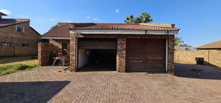 3 Bedroom Property for Sale in Ninapark Gauteng
