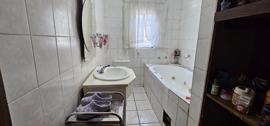 3 Bedroom Property for Sale in Ninapark Gauteng