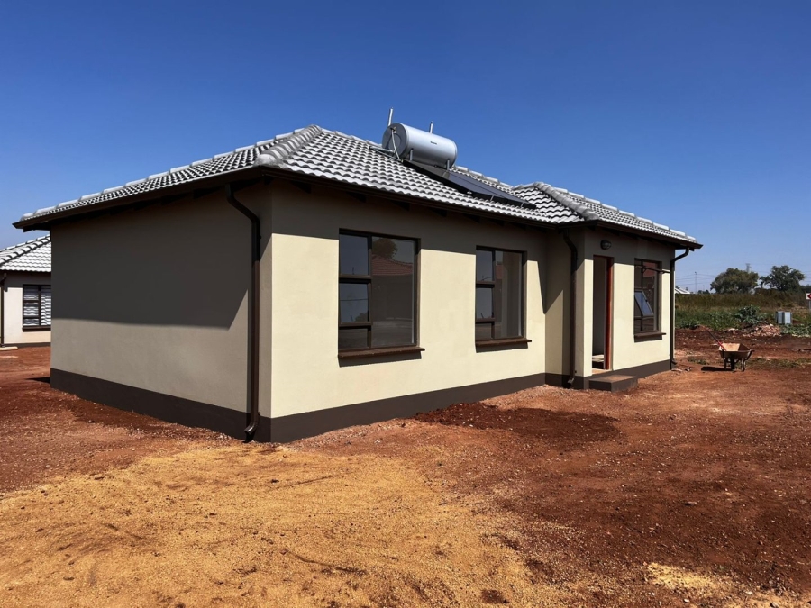 3 Bedroom Property for Sale in Crystal Park Gauteng