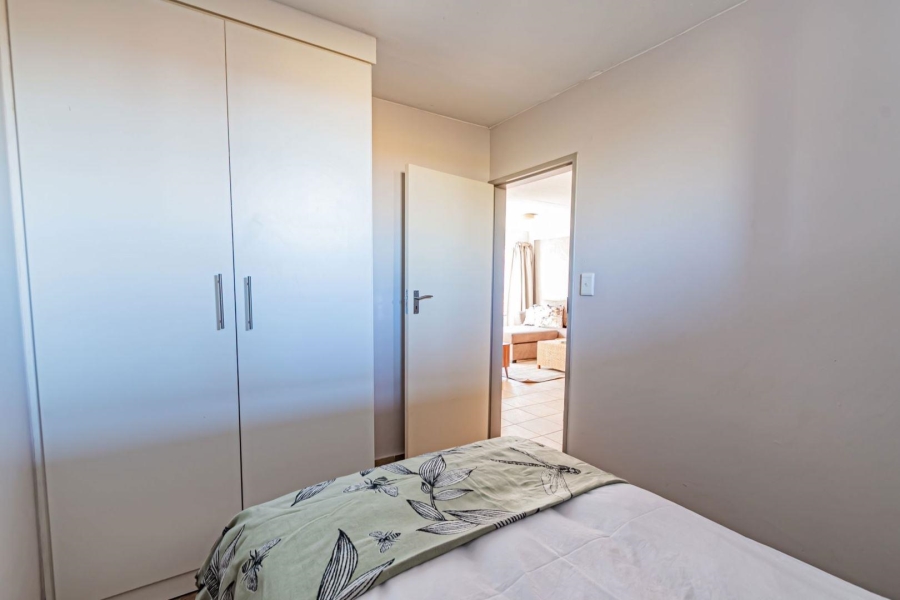 2 Bedroom Property for Sale in Rooihuiskraal North Gauteng