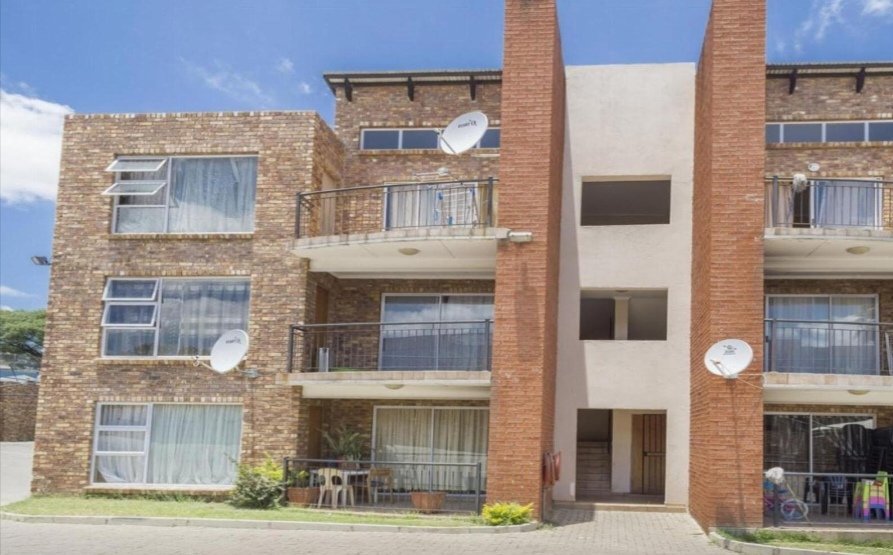 2 Bedroom Property for Sale in Halfway House Gauteng