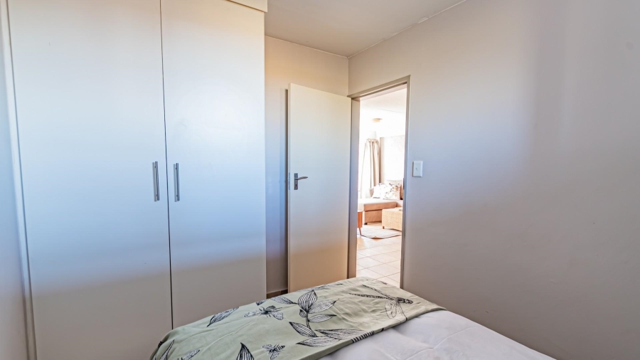 2 Bedroom Property for Sale in Rooihuiskraal North Gauteng