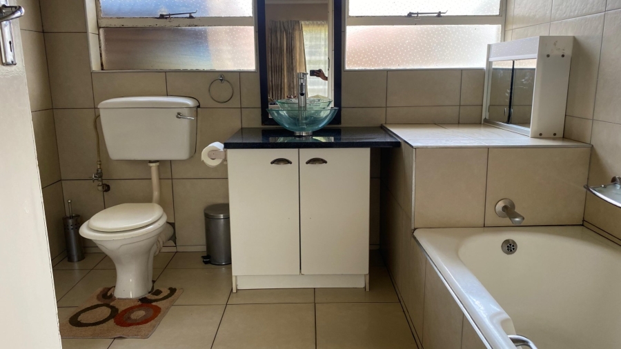 To Let 3 Bedroom Property for Rent in Birchleigh North Gauteng