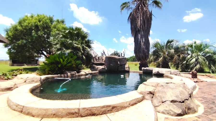 Commercial Property for Sale in Mooilande Gauteng