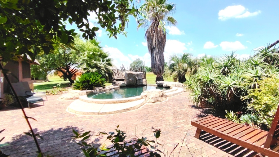 Commercial Property for Sale in Mooilande Gauteng