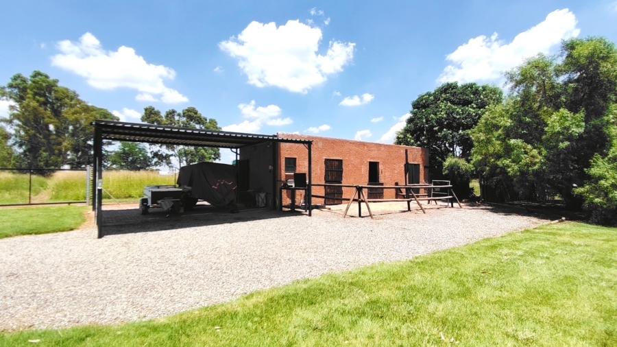 Commercial Property for Sale in Mooilande Gauteng