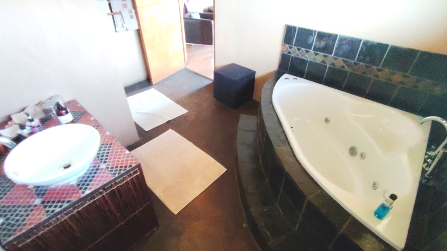 Commercial Property for Sale in Mooilande Gauteng