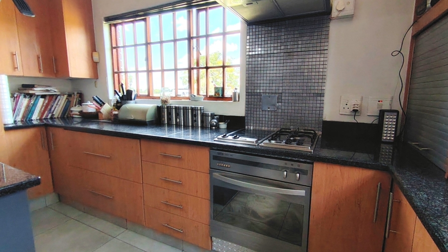 Commercial Property for Sale in Mooilande Gauteng