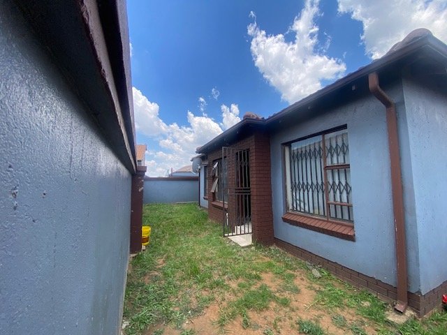 3 Bedroom Property for Sale in Sharon Park Gauteng