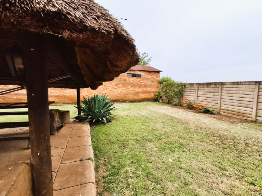 4 Bedroom Property for Sale in Vischkuil Gauteng
