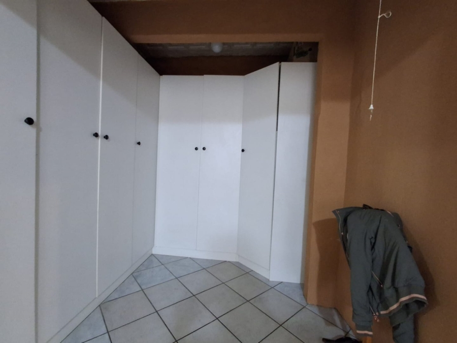 4 Bedroom Property for Sale in Vischkuil Gauteng