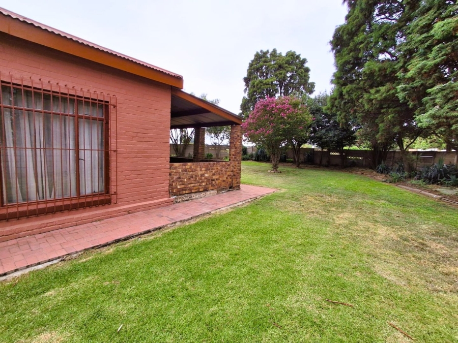 4 Bedroom Property for Sale in Vischkuil Gauteng