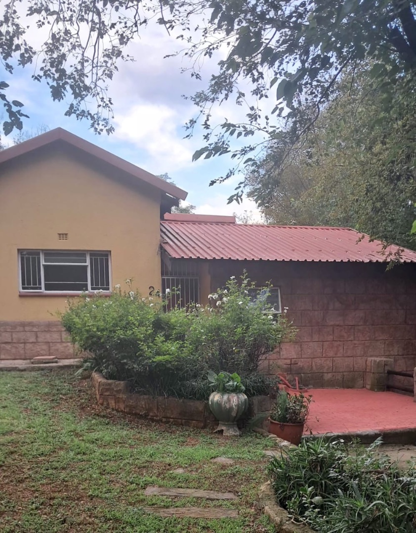 To Let 3 Bedroom Property for Rent in Alan Manor Gauteng