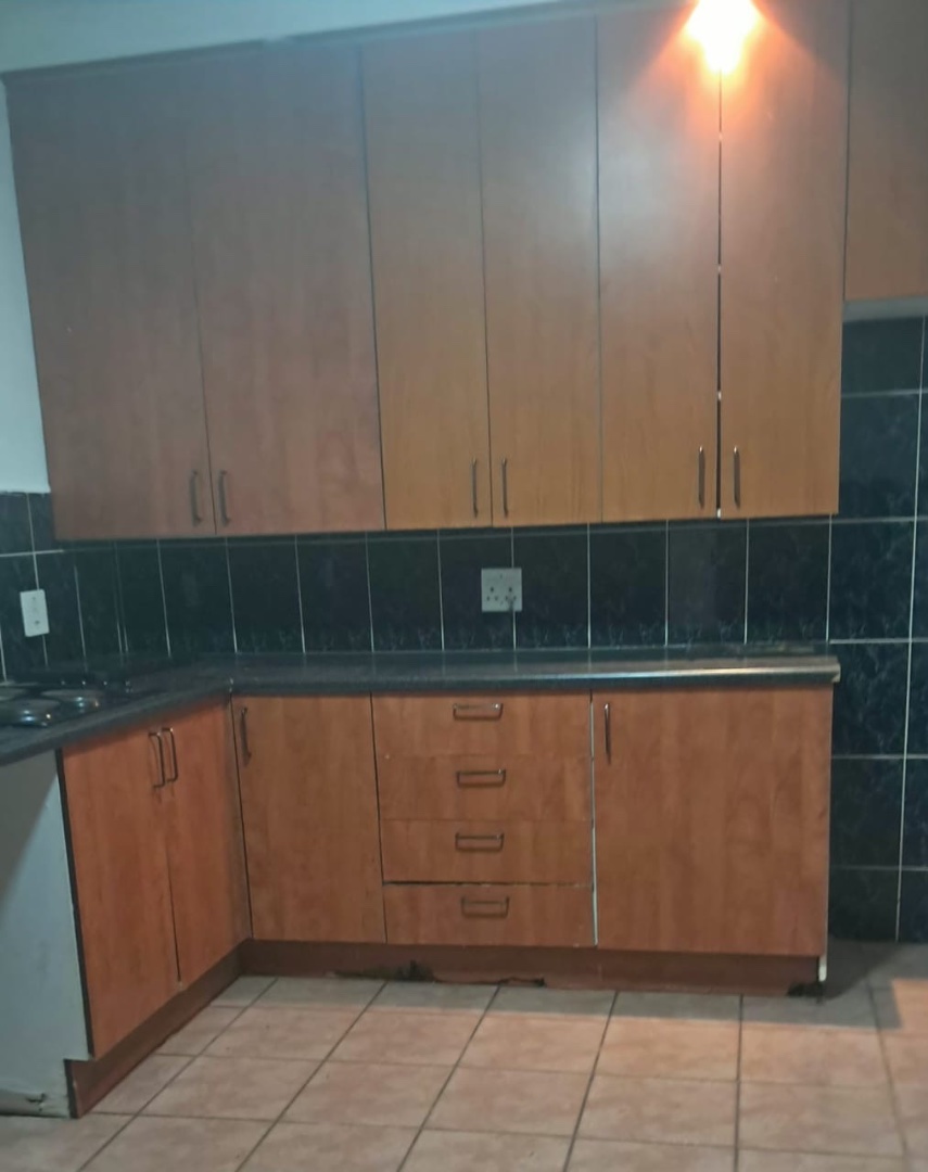To Let 3 Bedroom Property for Rent in Alan Manor Gauteng