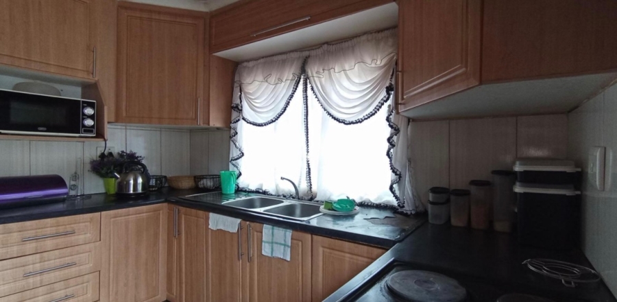 7 Bedroom Property for Sale in Saulsville Gauteng