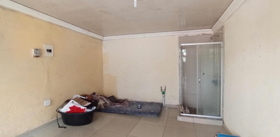 7 Bedroom Property for Sale in Saulsville Gauteng