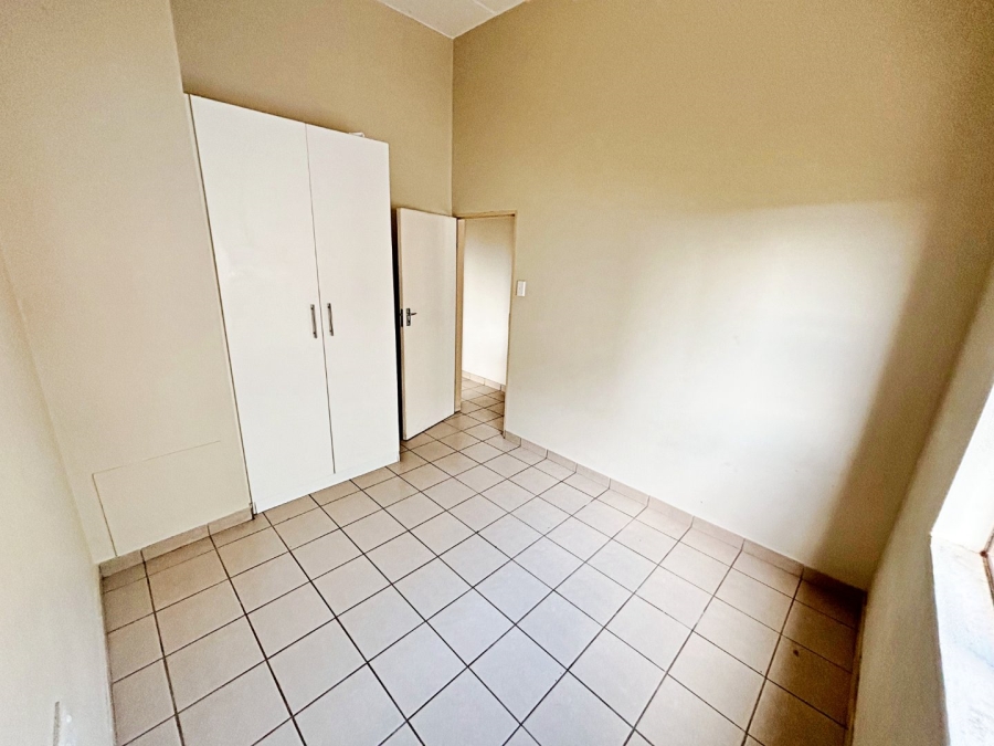 3 Bedroom Property for Sale in Die Hoewes Gauteng