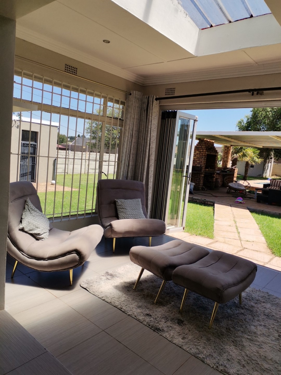 To Let 3 Bedroom Property for Rent in Witpoortjie Gauteng