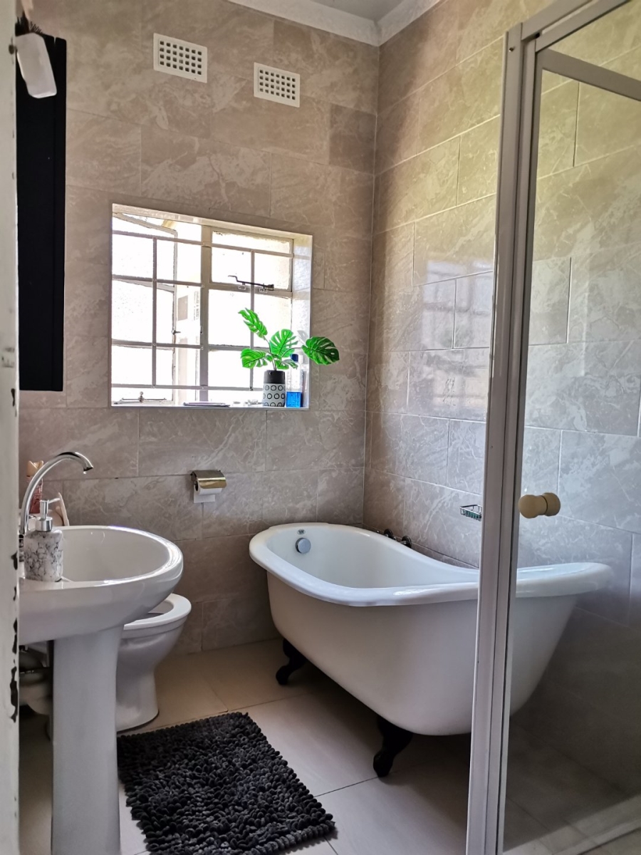 To Let 3 Bedroom Property for Rent in Witpoortjie Gauteng