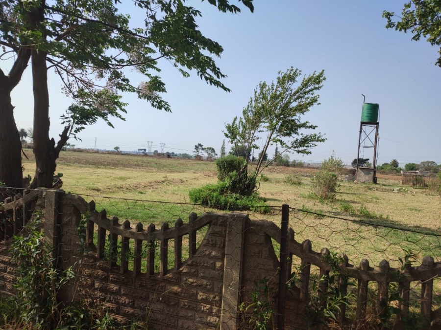 Commercial Property for Sale in Putfontein Gauteng