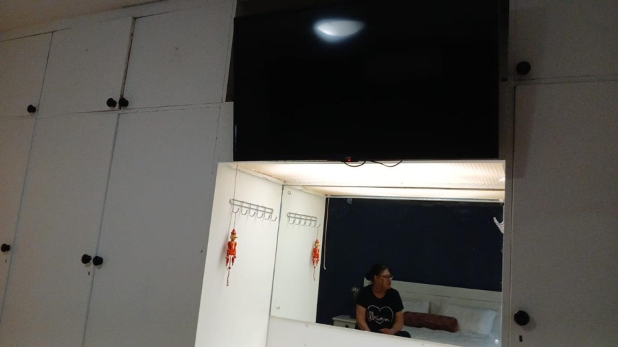 5 Bedroom Property for Sale in Waterkloof Ridge Gauteng